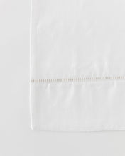 Load image into Gallery viewer, Clayborne Sateen Sheet Set
